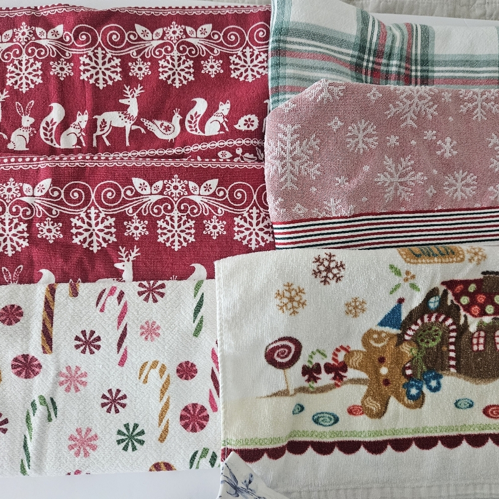 Holiday Kitchen Towel Set - Festive Red, Pink, White & Multicolor